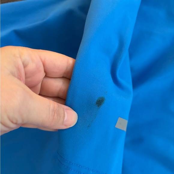 runDisney Jacket - Picture 4 of 5